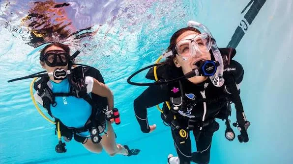 PADI Adaptive Techniques course at The Wave Diving Center — photo 3